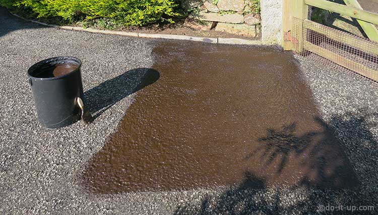 How to Repair a Driveway - Painting with Bitumen