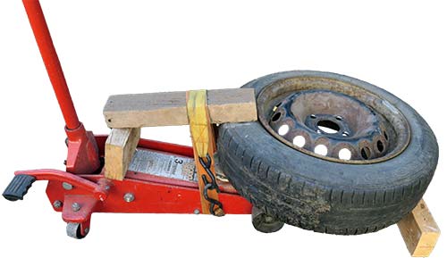 Breaking a Tyre Bead (Featured Image)